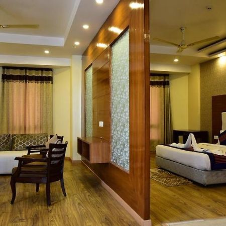 Hotel Mizu Delhi  Ngoại thất bức ảnh